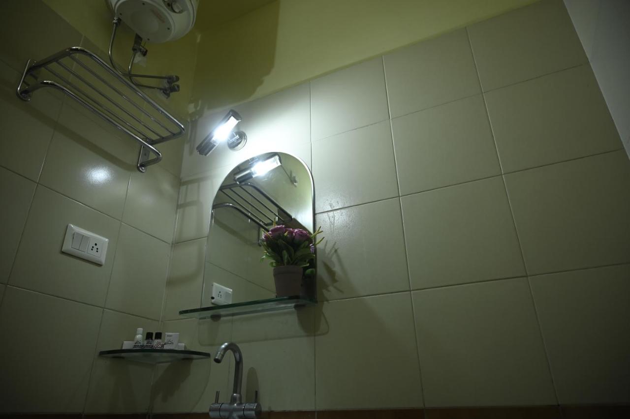 Hotel Dooars Mountain Alipur Duar Bagian luar foto
