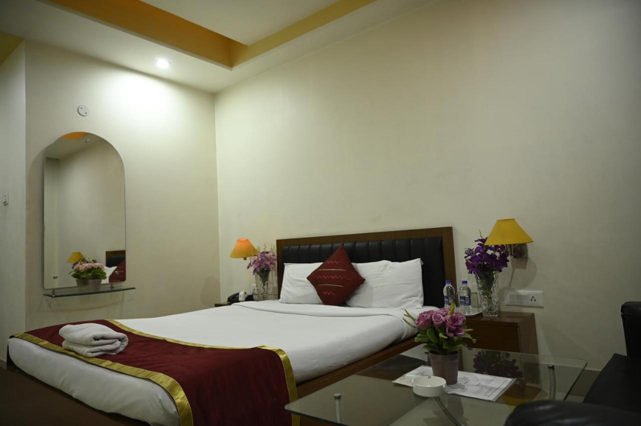 Hotel Dooars Mountain Alipur Duar Bagian luar foto