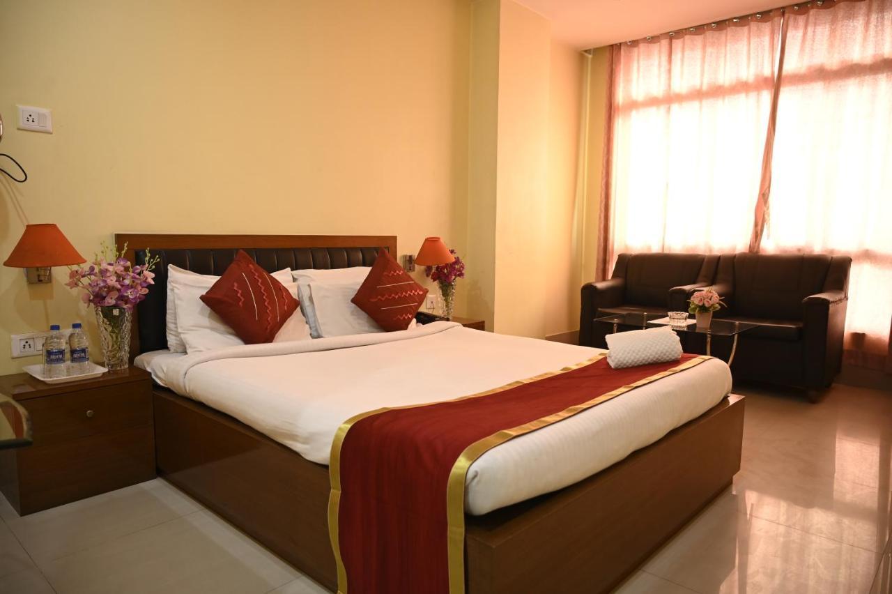 Hotel Dooars Mountain Alipur Duar Bagian luar foto