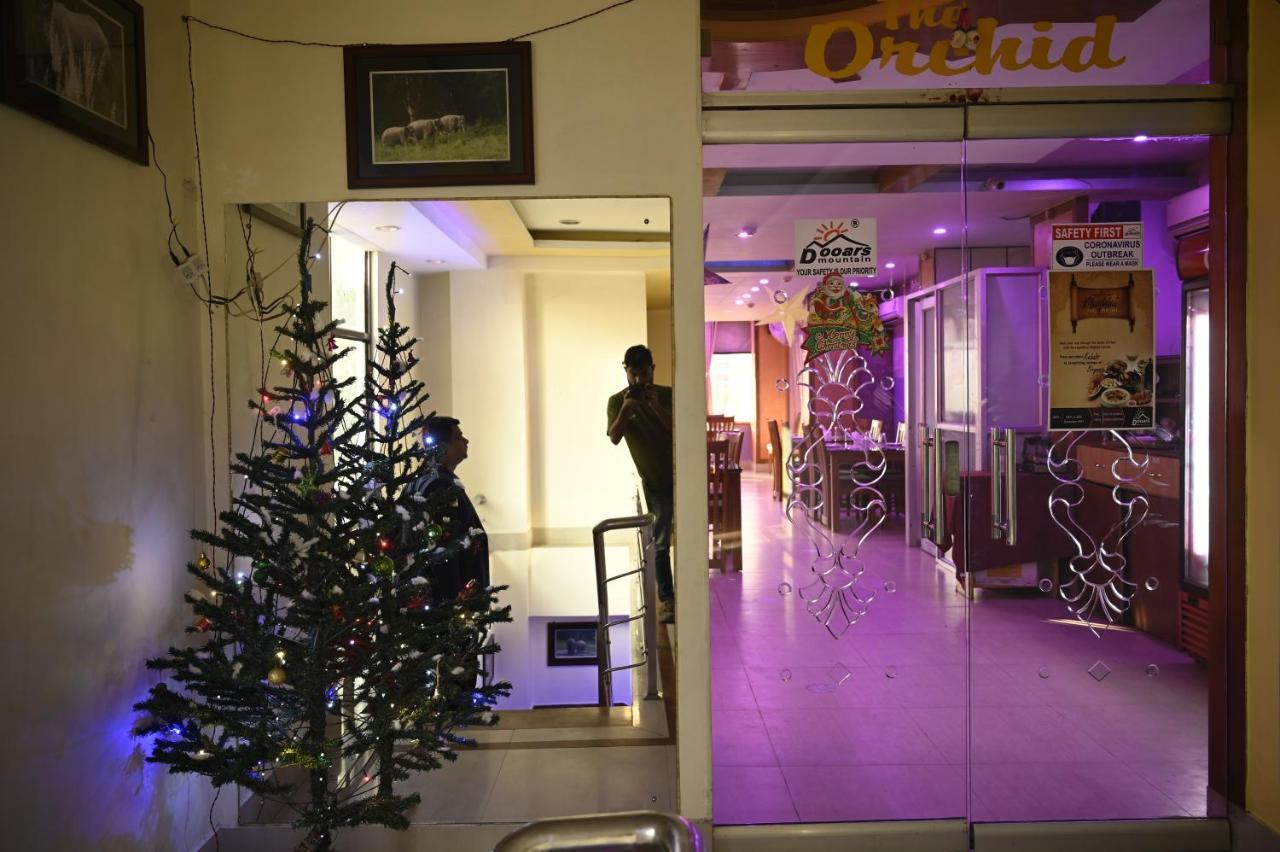 Hotel Dooars Mountain Alipur Duar Bagian luar foto