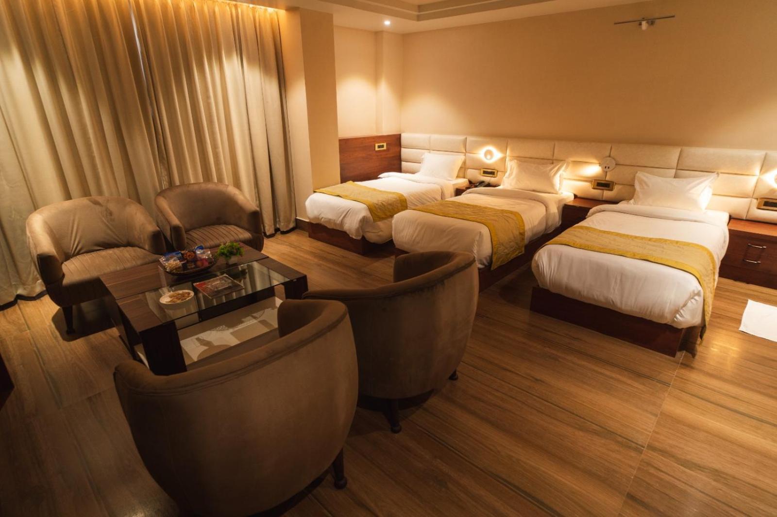 Hotel Dooars Mountain Alipur Duar Bagian luar foto